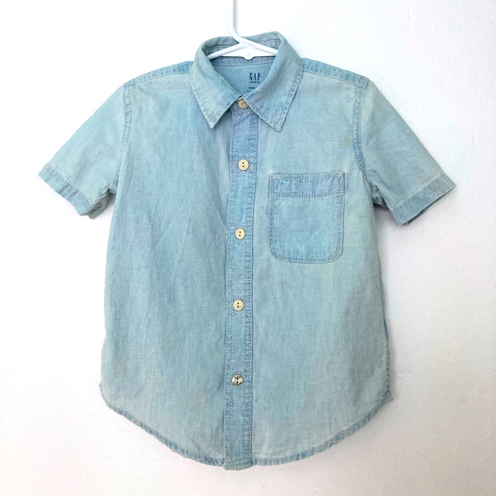 GAP Denim Short Sleeve Button Up